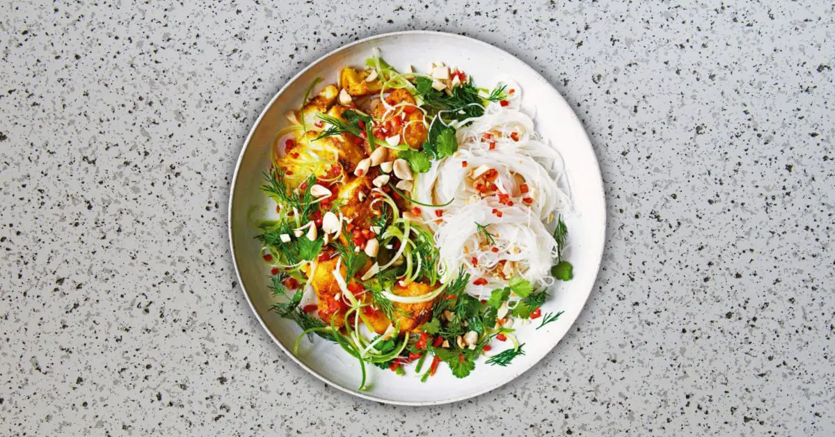 Vietnamese Turmeric And Dill Fish With Rice Noodles